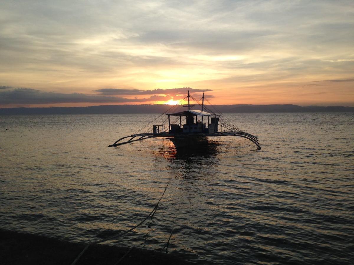 Cabilao Sunset Dive & Beach Resort Loon Экстерьер фото