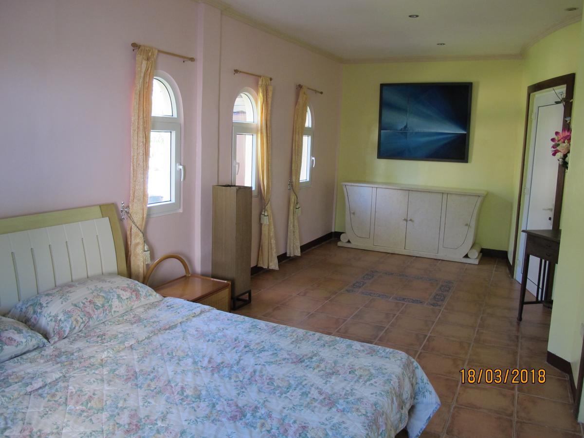 Cabilao Sunset Dive & Beach Resort Loon Экстерьер фото